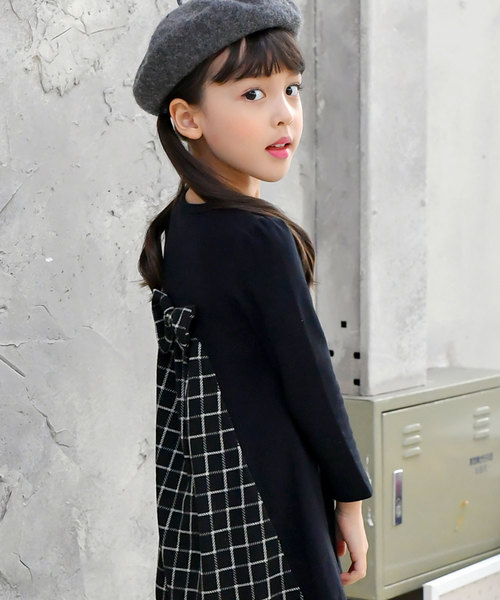 Bee des Bee（ビーデスビー）の「選べる16柄 長袖 Aライン ワンピース（ワンピース・キッズ・その他2/その他3/その他4/その他8/その他12/その他14/その他15/その他9/その他16/その他10/その他1/その他6/その他7/その他13/その他5/その他11・110cm/100cm/120cm/130cm/140cm/150cm）」の4枚目の写真