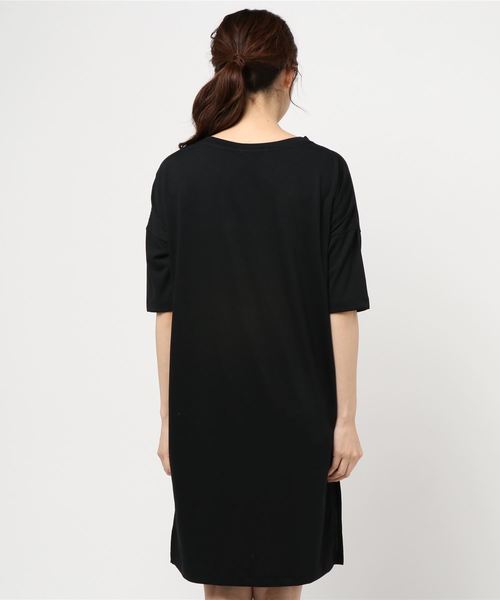 AMERICAN HOLIC（アメリカンホリック）の「ドロップショルダーカットワンピース　＊（ワンピース・レディース・ブラック/その他7/ブラック系その他4/グレー系その他4/ブルー系その他2・M/L）」の7枚目の写真