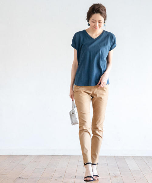 coen（コーエン）の「【接触冷感】梨地Vネックプルオーバー（Tシャツ/カットソー・レディース・ブラック/ホワイト/ターコイズブルー・FREE）」の5枚目の写真