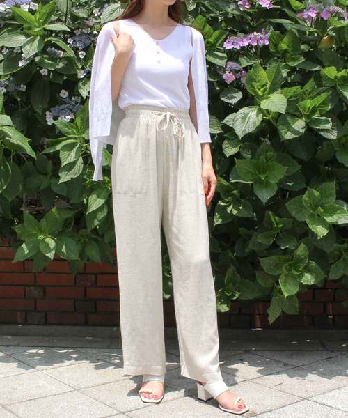 MODE ROBE（モードローブ）の「キャミ＆カーデセット（その他トップス・レディース・ブラック/ベージュ/アイボリー/ピンク・FREE）」の2枚目の写真