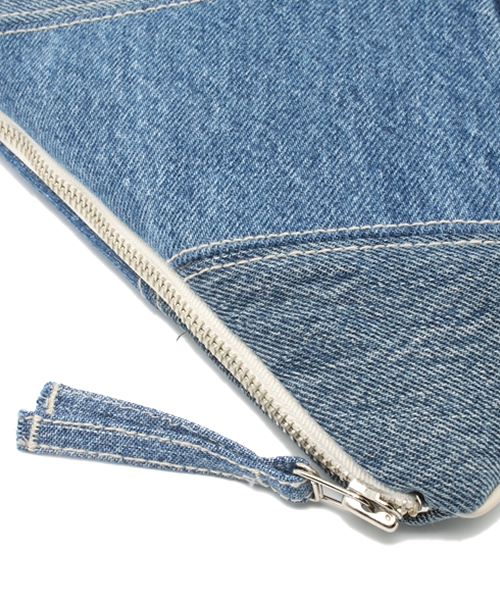 goa(ゴア)の「USED Denim パッチワーククラッチBAG(クラッチバッグ・レディース・インディゴブルー・FREE)」の2枚目の写真