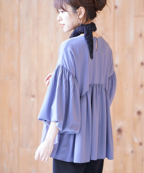 rps（アールピーエス）の「消しプリーツバルーン袖ブラウス（シャツ/ブラウス・レディース・ブラック/ベージュ系その他/ライトカーキ/ブルー・M）」の7枚目の写真