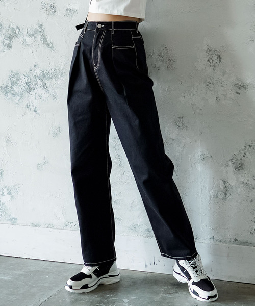 Newlyme(ニューリーミー)の「タックウエストテーパードパンツ(その他パンツ・レディース・ブラック/ブルー/アイボリー/その他1/ライトベージュ・MEDIUM/LARGE)」の3枚目の写真