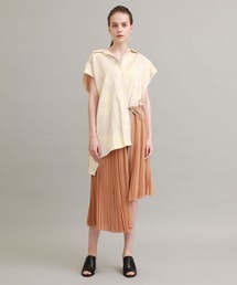 53676460b_b_12_215.jpg