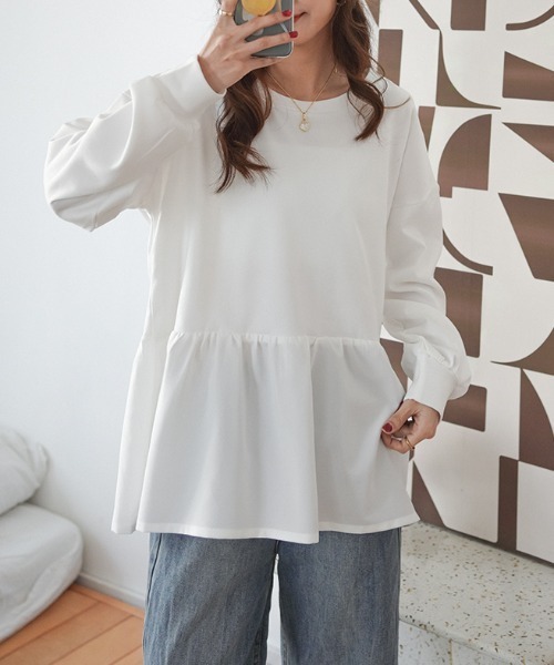 ABITOKYO（アビトーキョー）の「ルージングフリル切り替えトレーナー（スウェット・レディース・ホワイト/ブラック/イエロー/ブルー/ダークグレー/ブルーグレー/ライトグリーン・M/L）」の17枚目の写真