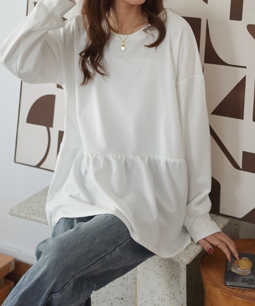 ABITOKYO（アビトーキョー）の「ルージングフリル切り替えトレーナー（スウェット・レディース・ホワイト/ブラック/イエロー/ブルー/ダークグレー/ブルーグレー/ライトグリーン・M/L）」の10枚目の写真