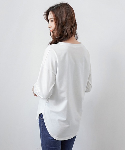 Amulet（アミュレット）の「無地長袖カットソー（Tシャツ/カットソー・レディース・ベージュ/ホワイト/ライトブルー/ブラック/パープル・L/M）」の6枚目の写真
