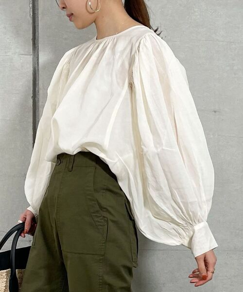 fredy repit（フレディレピ）の「Sushi Voile スクープパフブラウス（シャツ/ブラウス・レディース・サーモンピンク/ミント/オフホワイト・38）」の2枚目の写真