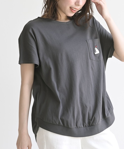 rps(アールピーエス)の「ポケット付き刺繍リブチュニック(Tシャツ/カットソー・レディース・チャコールグレー/ブラック/ベージュ/オフホワイト/グレイッシュベージュ/ホワイト系その他2・M)」の4枚目の写真