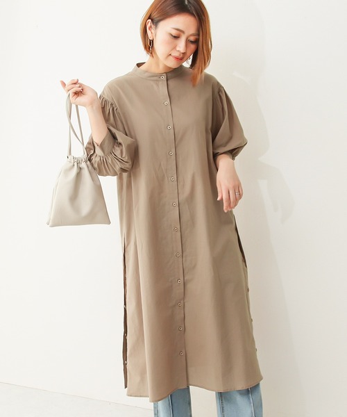 Social GIRL（ソーシャルガール）の「スリットボタンシャツワンピース（シャツワンピース・レディース・ベージュ/オフホワイト/モカ・M）」の15枚目の写真