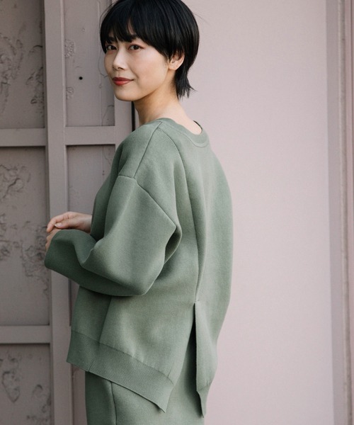 Munich（ミューニック）の「ダブルフェイスニット　2WAYセンタースリットプルオーバー（セットアップ可）（ニット/セーター・レディース・アイボリー/カーキ/ネイビー/イエロー・FREE）」の2枚目の写真