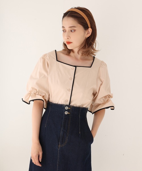 one after another NICE CLAUP（ワンアフターアナザーナイスクラップ）の「カチューシャセットパイピングブラウス（シャツ/ブラウス・レディース・ブラック/ベージュ/オフホワイト・FREE）」の4枚目の写真