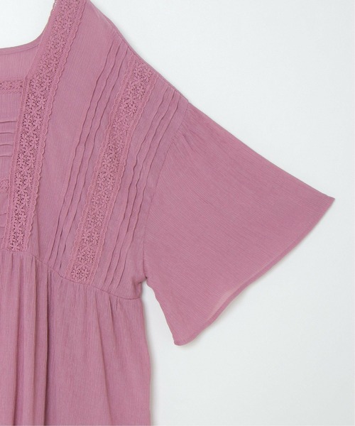 notch.（ノッチ）の「スクエアネックフレアスリーブブラウス（シャツ/ブラウス・レディース・オフホワイト/マルーン/ブラック・M）」の11枚目の写真