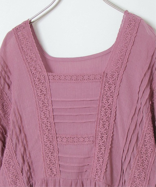 notch.（ノッチ）の「スクエアネックフレアスリーブブラウス（シャツ/ブラウス・レディース・オフホワイト/マルーン/ブラック・M）」の12枚目の写真