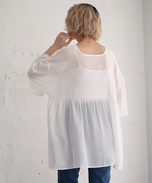 notch.（ノッチ）の「スクエアネックフレアスリーブブラウス（シャツ/ブラウス・レディース・オフホワイト/マルーン/ブラック・M）」の16枚目の写真