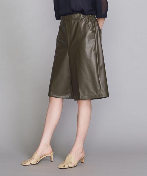 BEAUTY&YOUTH UNITED ARROWS（ビューティーアンドユースユナイテッドアローズ）の「BY フェイクレザーショートパンツ（その他パンツ・レディース・ネイビー/オリーブ・SMALL/MEDIUM）」の8枚目の写真
