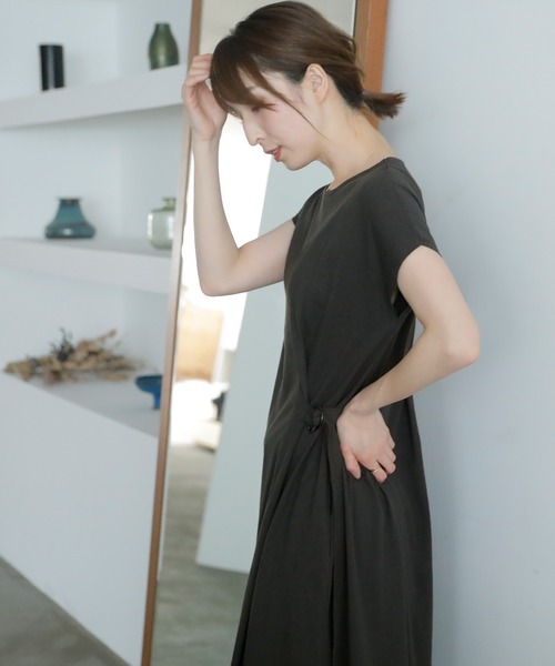 ElegChic(エレグシック)の「サイドベルトワンピース(ワンピース・レディース・ブラック/グレー/モカ・4L/M/XL)」の18枚目の写真