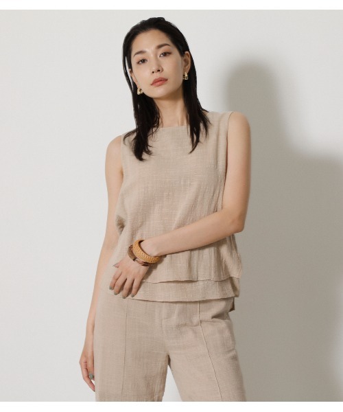 AZUL by moussy（アズールバイマウジー）の「LAYERED TANK TOPS（タンクトップ・レディース・ライトベージュ/ブラック/サックスブルー・MEDIUM/SMALL）」の2枚目の写真