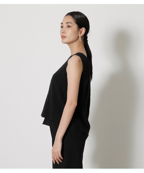 AZUL by moussy（アズールバイマウジー）の「LAYERED TANK TOPS（タンクトップ・レディース・ライトベージュ/ブラック/サックスブルー・MEDIUM/SMALL）」の8枚目の写真