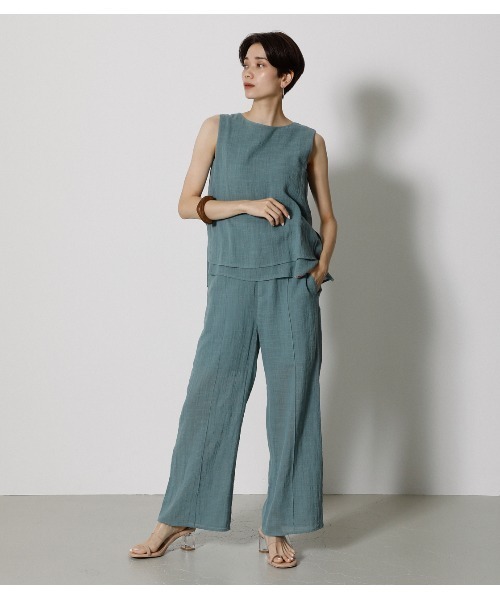 AZUL by moussy（アズールバイマウジー）の「LAYERED TANK TOPS（タンクトップ・レディース・ライトベージュ/ブラック/サックスブルー・MEDIUM/SMALL）」の17枚目の写真