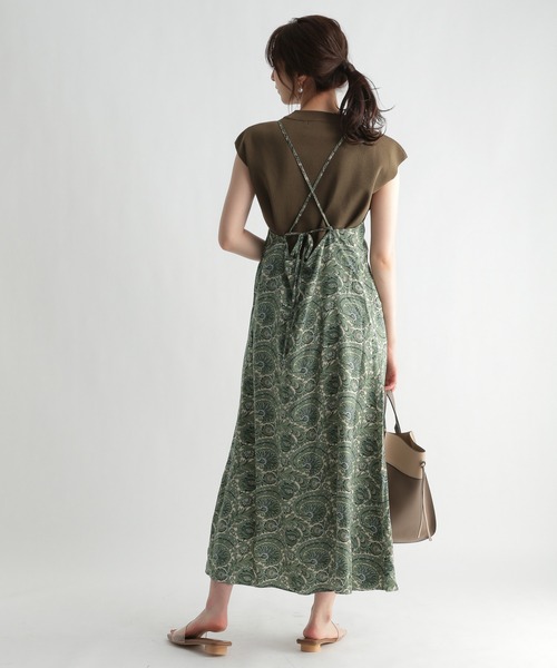 Andemiu（アンデミュウ）の「バッククロスアソートキャミワンピース958875（ワンピース・レディース・アッシュグレー/ブラック/グリーン・FREE）」の22枚目の写真