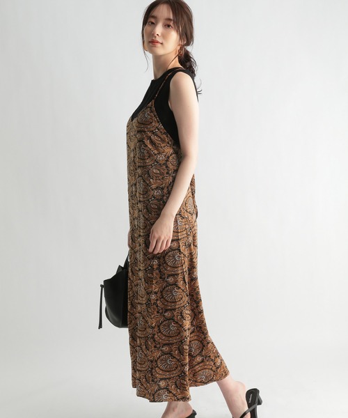 Andemiu（アンデミュウ）の「バッククロスアソートキャミワンピース958875（ワンピース・レディース・アッシュグレー/ブラック/グリーン・FREE）」の6枚目の写真