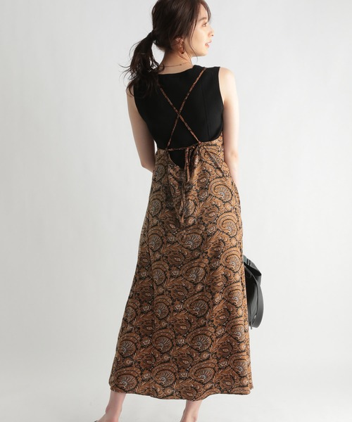 Andemiu（アンデミュウ）の「バッククロスアソートキャミワンピース958875（ワンピース・レディース・アッシュグレー/ブラック/グリーン・FREE）」の18枚目の写真