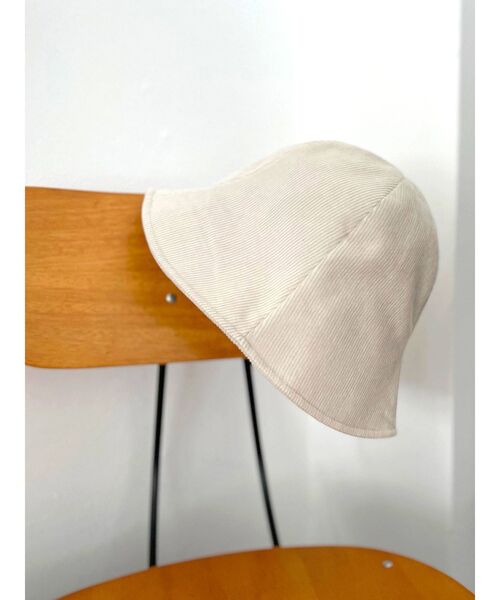 Ungrid（アングリッド）の「カラーコーデュロイバケットハット（ハット・レディース・アイボリー/チャコールグレー/グリーン系その他・FREE）」の6枚目の写真