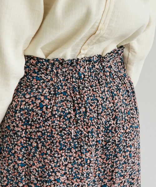 cardo fabrica（カルドファブリカ）の「●レーヨンデシン小花プリント タックパンツ（その他パンツ・レディース・ブラック/マスタード・FREE）」の17枚目の写真