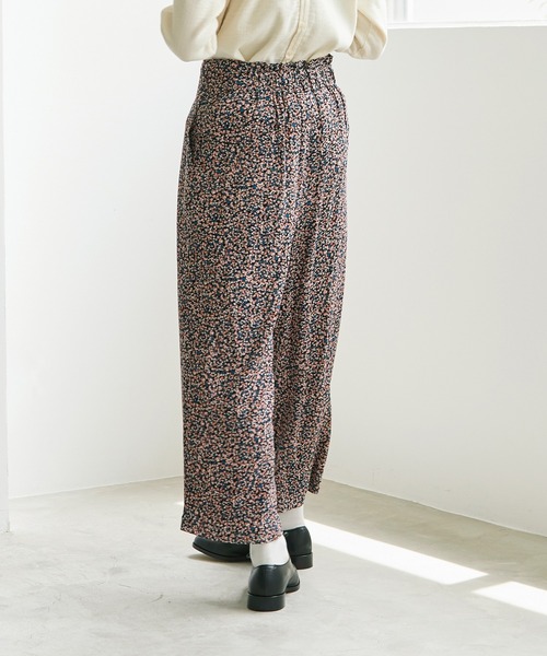 cardo fabrica（カルドファブリカ）の「●レーヨンデシン小花プリント タックパンツ（その他パンツ・レディース・ブラック/マスタード・FREE）」の18枚目の写真