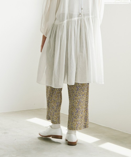 cardo fabrica（カルドファブリカ）の「●レーヨンデシン小花プリント タックパンツ（その他パンツ・レディース・ブラック/マスタード・FREE）」の11枚目の写真