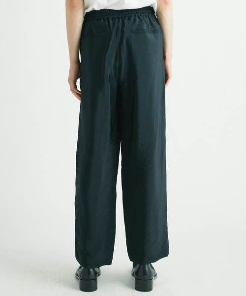 MR.GENTLEMAN（ミスタージェントルマン）の「SATIN LOUNGE PANT（その他パンツ・メンズ・ブラック/ベージュ/ダークグリーン・MEDIUM/SMALL）」の12枚目の写真