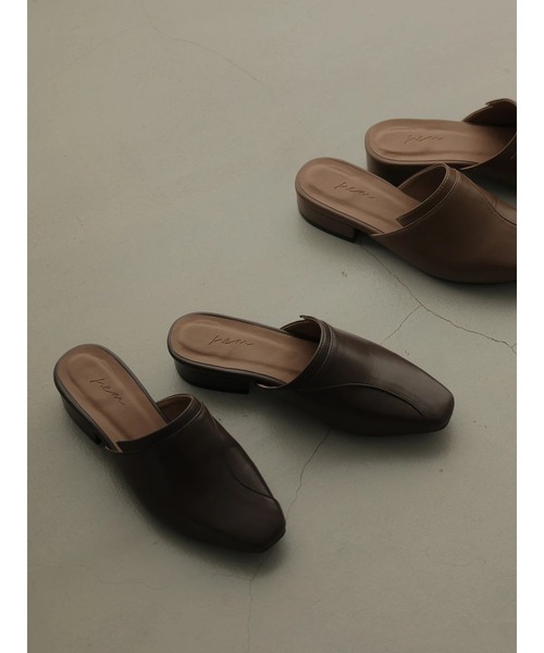 rem closet（レムクローゼット）の「wrap mule（パンプス・レディース・ダークブラウン/モカ・S/XS）」の19枚目の写真