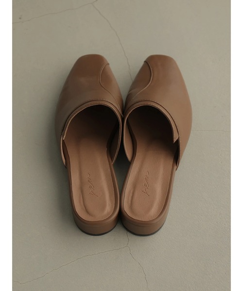 rem closet（レムクローゼット）の「wrap mule（パンプス・レディース・ダークブラウン/モカ・S/XS）」の4枚目の写真