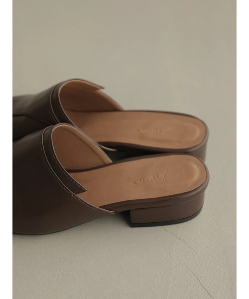 rem closet（レムクローゼット）の「wrap mule（パンプス・レディース・ダークブラウン/モカ・S/XS）」の14枚目の写真