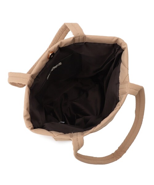 SHOO・LA・RUE（シューラルー）の「◆ライト縦長キルトトート（トートバッグ・レディース・キャメル/ライトグリーン/ベージュ系その他2/ブラック・00）」の8枚目の写真