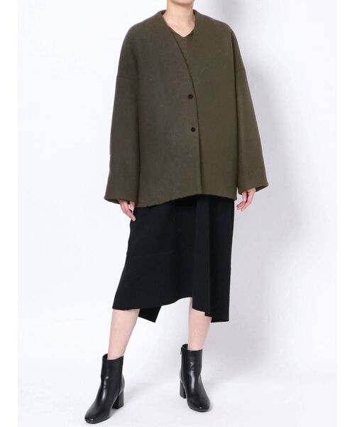 ELENDEEK（エレンディーク）の「フォルムショートウールコート（ノーカラーコート・レディース・ブラック/カーキ/ベージュ・FREE）」の19枚目の写真