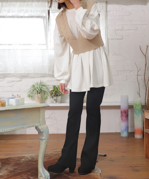 Honeys（ハニーズ）の「裏起毛フレアパンツ長め丈（その他パンツ・レディース・ブラック/ベージュ/モカ・S/M/L）」の4枚目の写真