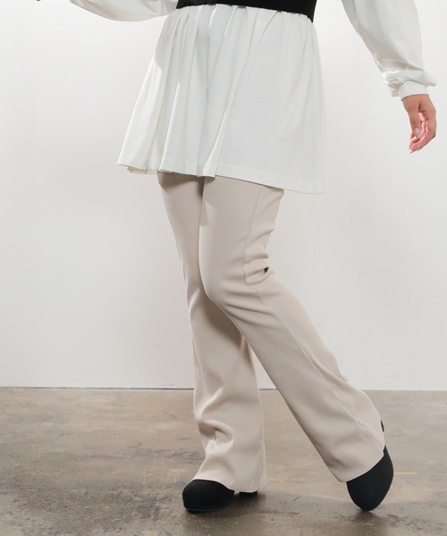 Honeys（ハニーズ）の「裏起毛フレアパンツ長め丈（その他パンツ・レディース・ブラック/ベージュ/モカ・S/M/L）」の6枚目の写真