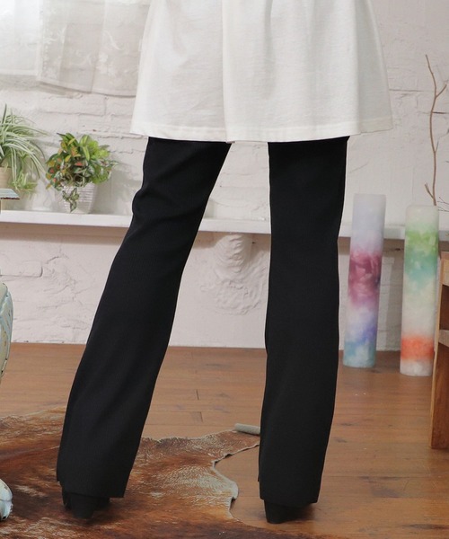 Honeys（ハニーズ）の「裏起毛フレアパンツ長め丈（その他パンツ・レディース・ブラック/ベージュ/モカ・S/M/L）」の12枚目の写真
