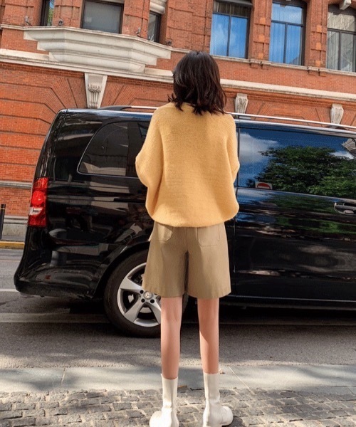 KOR（ケーオーアール）の「フェイクレザー　ハーフパンツ（その他パンツ・レディース・ベージュ/ネイビー/グリーン・S/M/L/XL/XXL）」の8枚目の写真