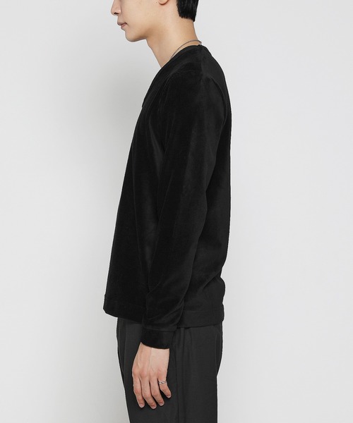 VANQUISH（ヴァンキッシュ）の「VANQUISH / ヴァンキッシュ プレミアム ベロア Vネック 長袖 Tシャツ（Tシャツ/カットソー・メンズ・グレー/ホワイト/ブラック・MEDIUM/LARGE/SMALL）」の19枚目の写真