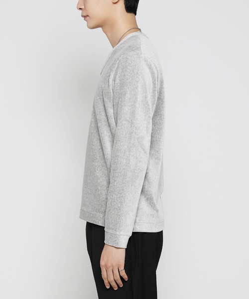 VANQUISH（ヴァンキッシュ）の「VANQUISH / ヴァンキッシュ プレミアム ベロア Vネック 長袖 Tシャツ（Tシャツ/カットソー・メンズ・グレー/ホワイト/ブラック・MEDIUM/LARGE/SMALL）」の22枚目の写真