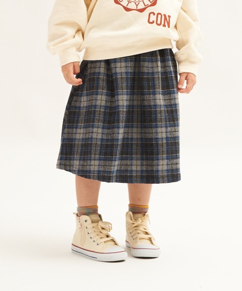 RUGGEDWORKS（ラゲッドワークス）の「《兄妹お揃い》先染めチェックミモレ丈スカート（スカート・キッズ・ベージュ/ネイビー・110/140/100/150/130/120）」の2枚目の写真