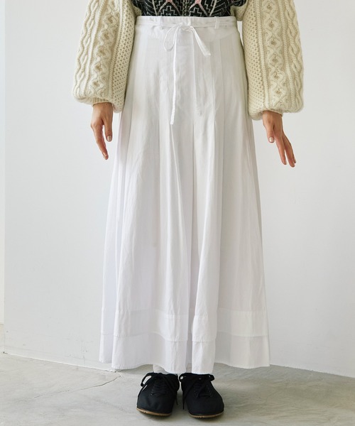 cardo fabrica（カルドファブリカ）の「AMASISシャトルオックス 巻きスカート（スカート・レディース・ホワイト/ブラック・FREE）」の7枚目の写真