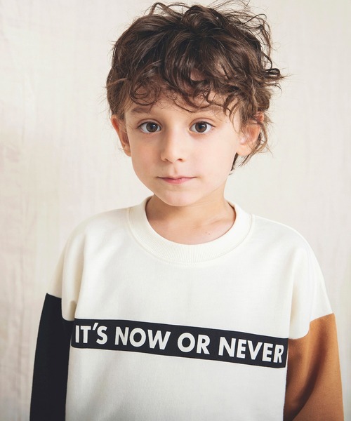 BRANSHES（ブランシェス）の「【カラースリーブ】ボックスロゴ裏毛トレーナー（スウェット・キッズ・アイボリー/カーキオリーブ/ブラック/グリーン/マスタード・110/130/150/100/140/120）」の12枚目の写真