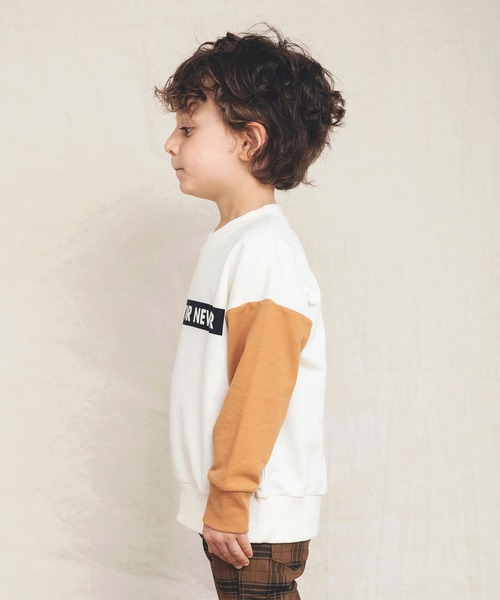 BRANSHES（ブランシェス）の「【カラースリーブ】ボックスロゴ裏毛トレーナー（スウェット・キッズ・アイボリー/カーキオリーブ/ブラック/グリーン/マスタード・110/130/150/100/140/120）」の10枚目の写真