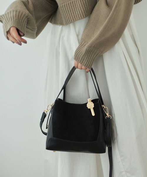 Edit Sheen（エディットシーン）の「バックデザインクロップドニット（ニット/セーター・レディース・モカ/キャメル/アイボリー/ネイビー・MEDIUM）」の15枚目の写真