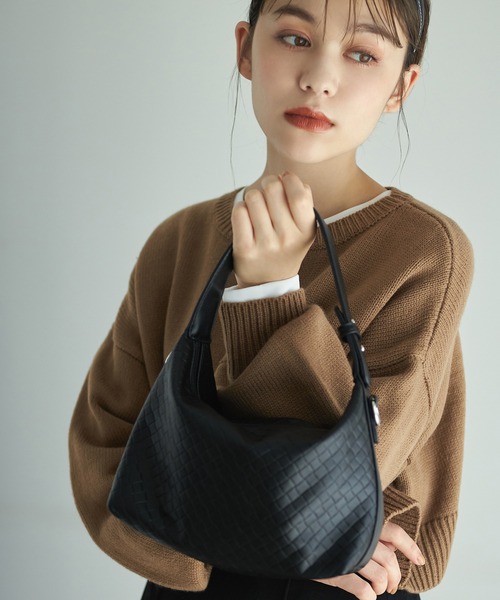 Edit Sheen（エディットシーン）の「バックデザインクロップドニット（ニット/セーター・レディース・モカ/キャメル/アイボリー/ネイビー・MEDIUM）」の7枚目の写真