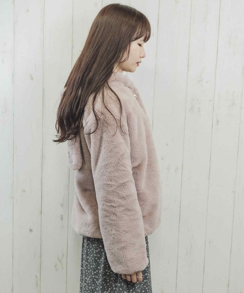 Clice de Paris（クリシェドゥパリス）の「ESエコファーうさ耳パーカー（その他アウター・レディース・ピンク/ブラック・ONESIZE）」の20枚目の写真